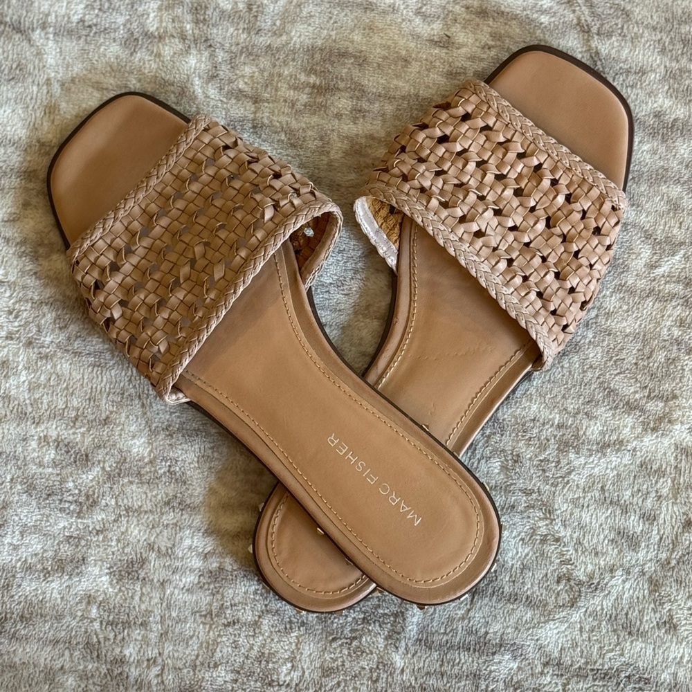 Marc Fisher Sandals size 7.5 studded heal